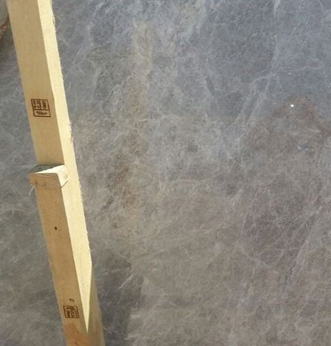 Particolare di Emperador Grey