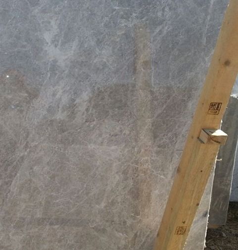 Emperador Grey, dettaglio 2