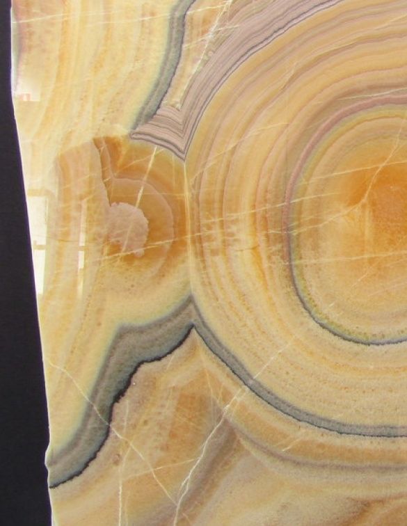 Particolare di Onice Arco Iris
